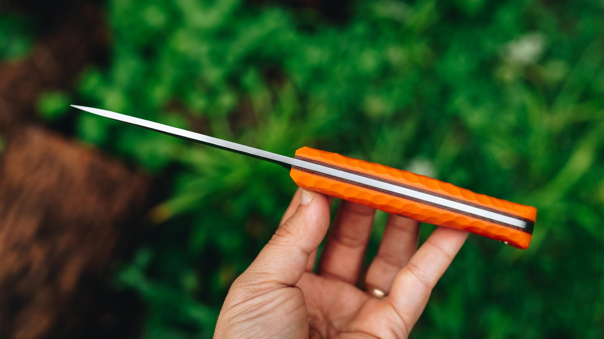 Badger - in textured orange G-10 - (CPM 154)