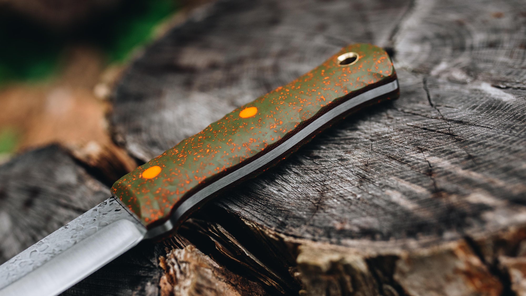 Mini Walkabout - in textured OD/orange GripX - (Procut)