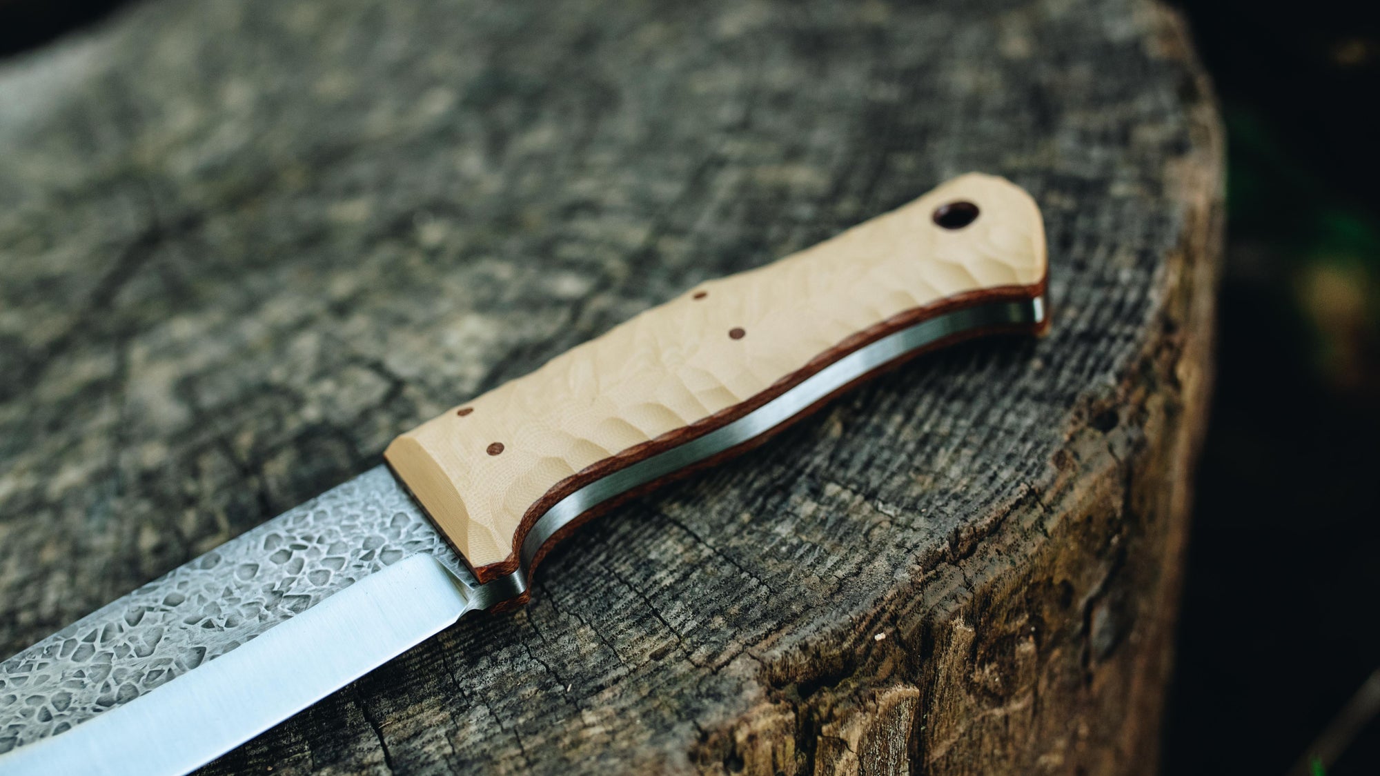 Brute - in textured sand G10 - (Procut)