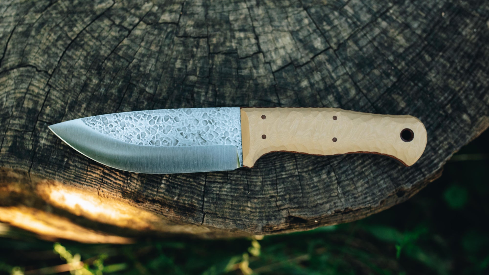 Brute - in textured sand G10 - (Procut)