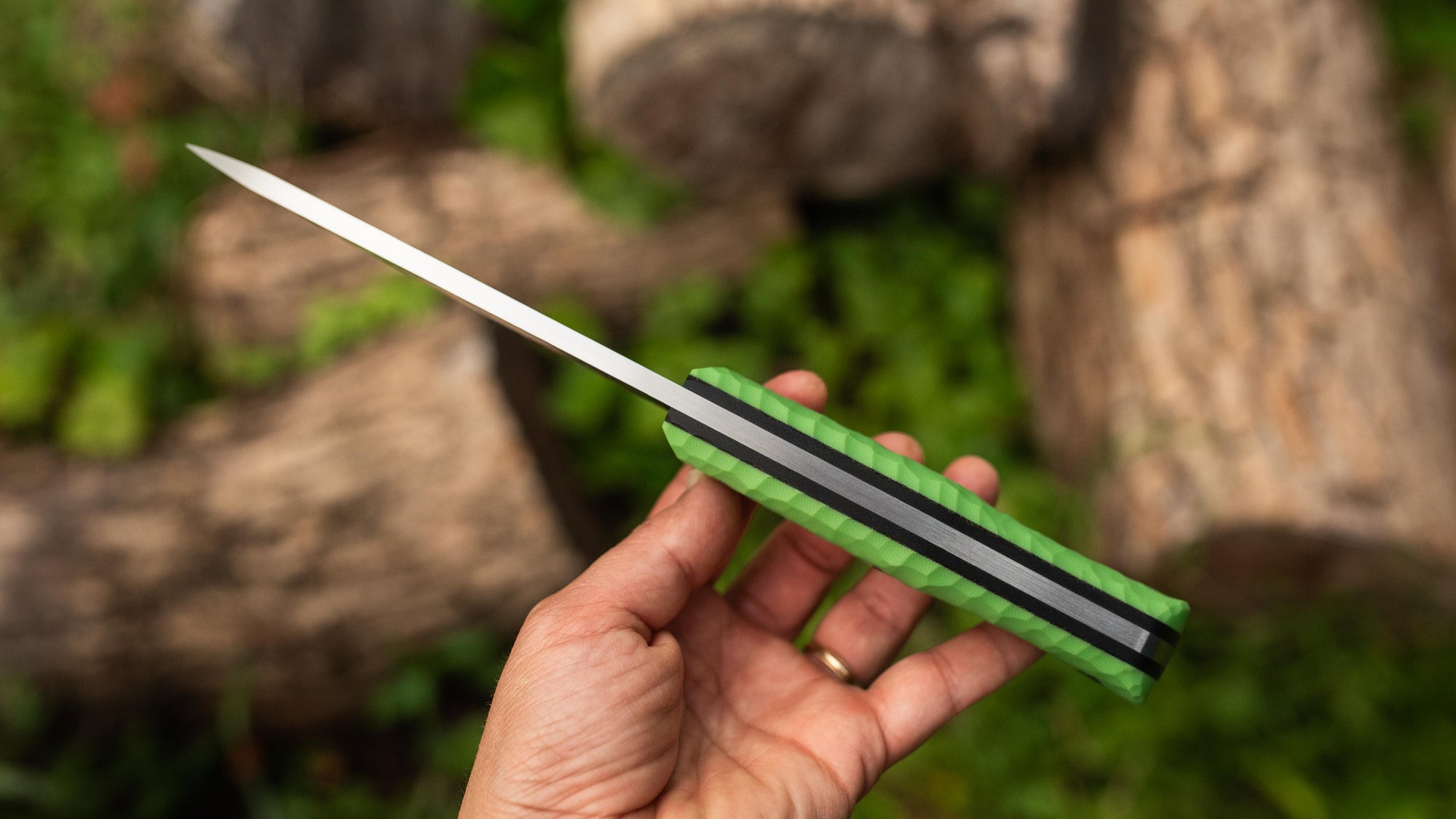 Brute - in textured lime green G10 - (Procut)