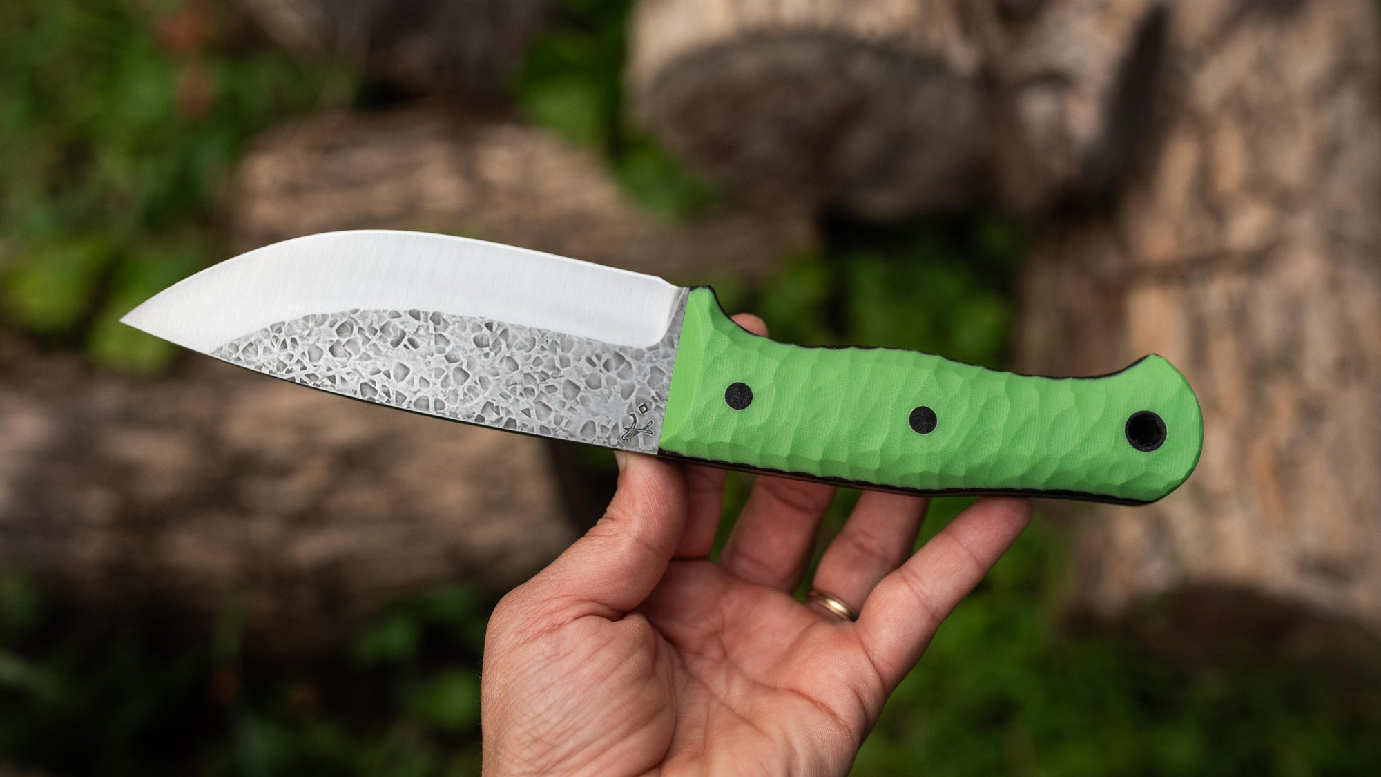 Brute - in textured lime green G10 - (Procut)