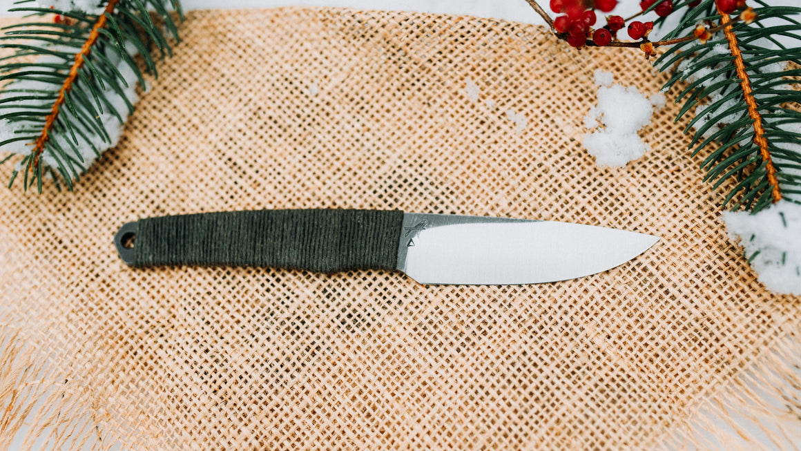 Stowaway - in green - (CPM S90V)