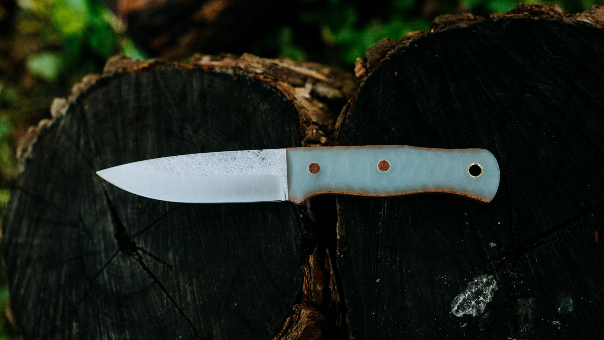 Walkabout - in textured ghost G-10 - (CPM 3V)