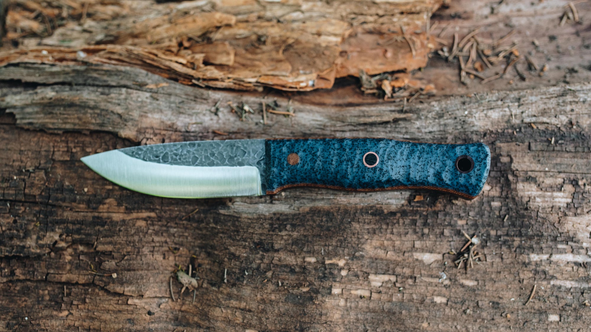 Bushtool - in textured navy GripX- (Procut)