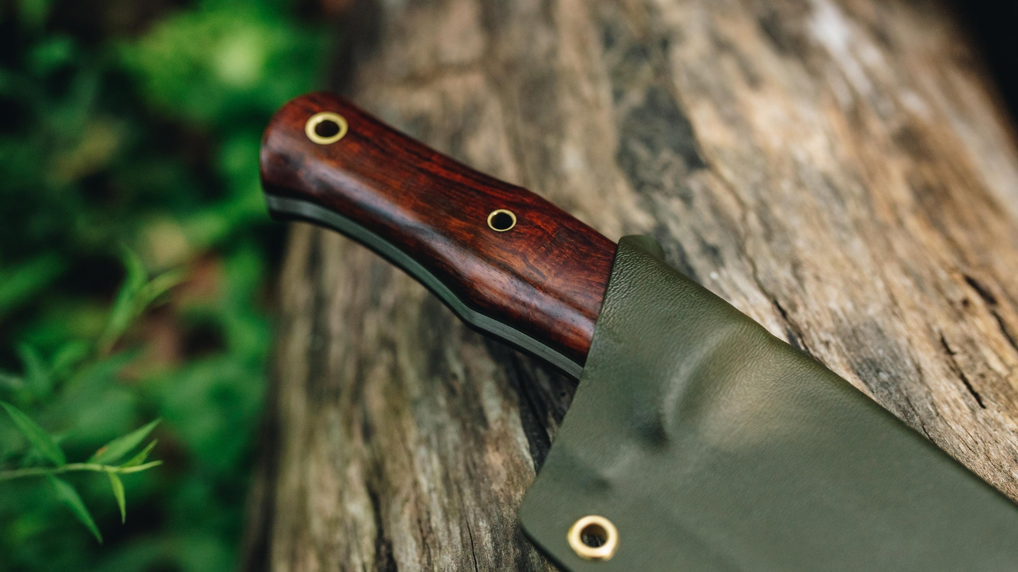 Bushwhacker - in ironwood - (Procut) - with sheath