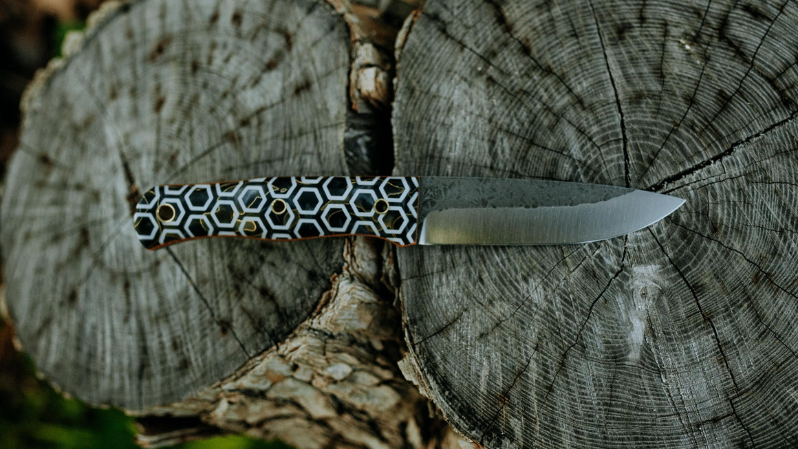 Walkabout - in glow honey comb brass core - (AEB-L)