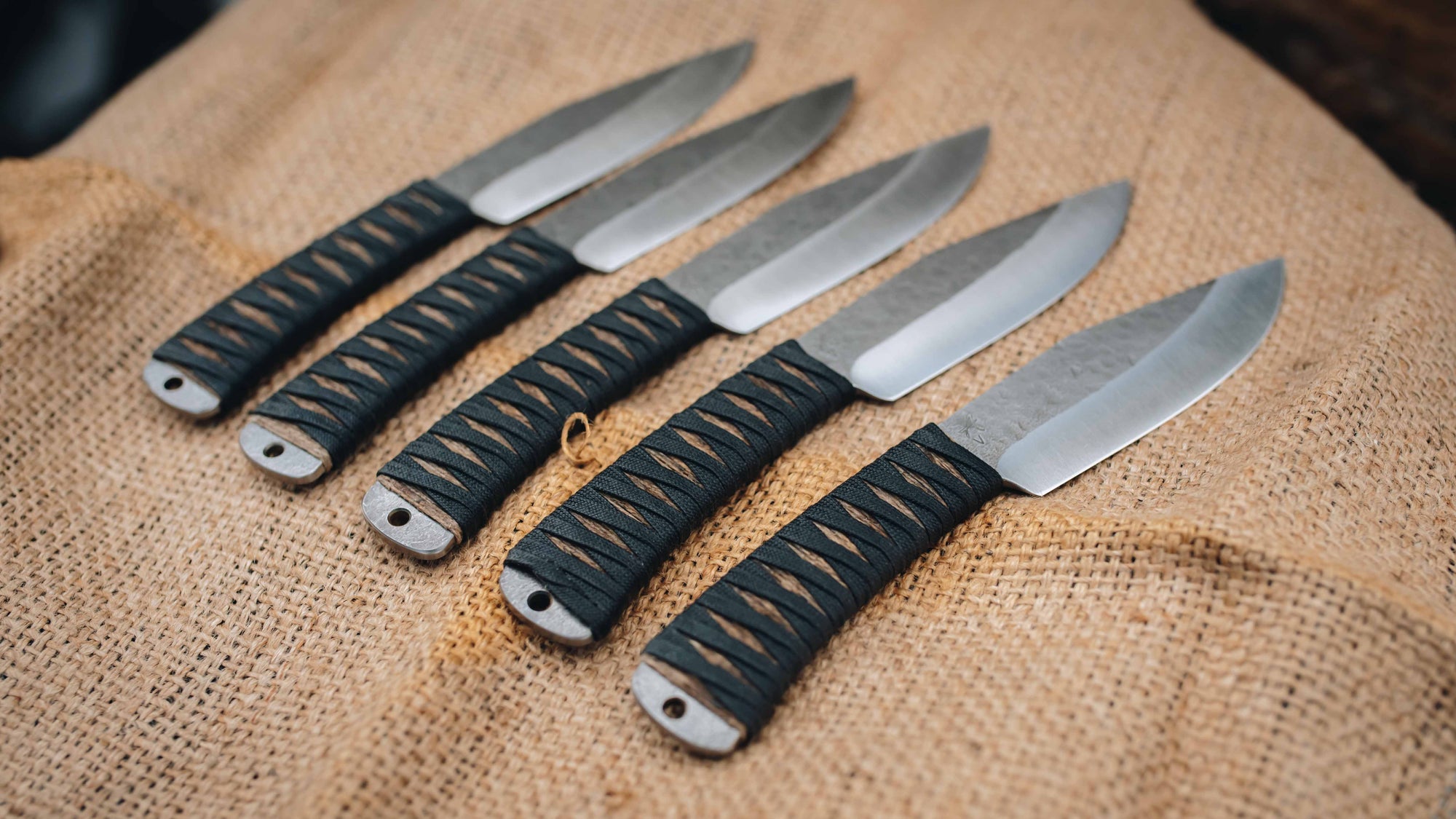 Wrapped Bowie - in black and natural - (CPM 3V)