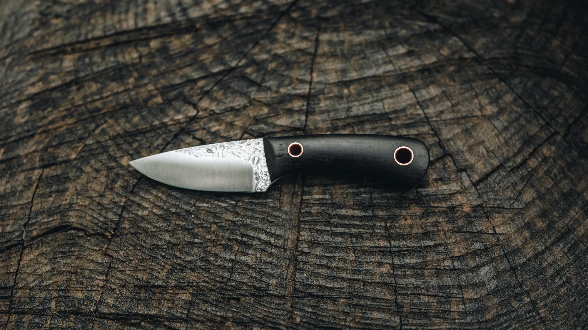 Micro Trapper - in black burlap - (Procut)