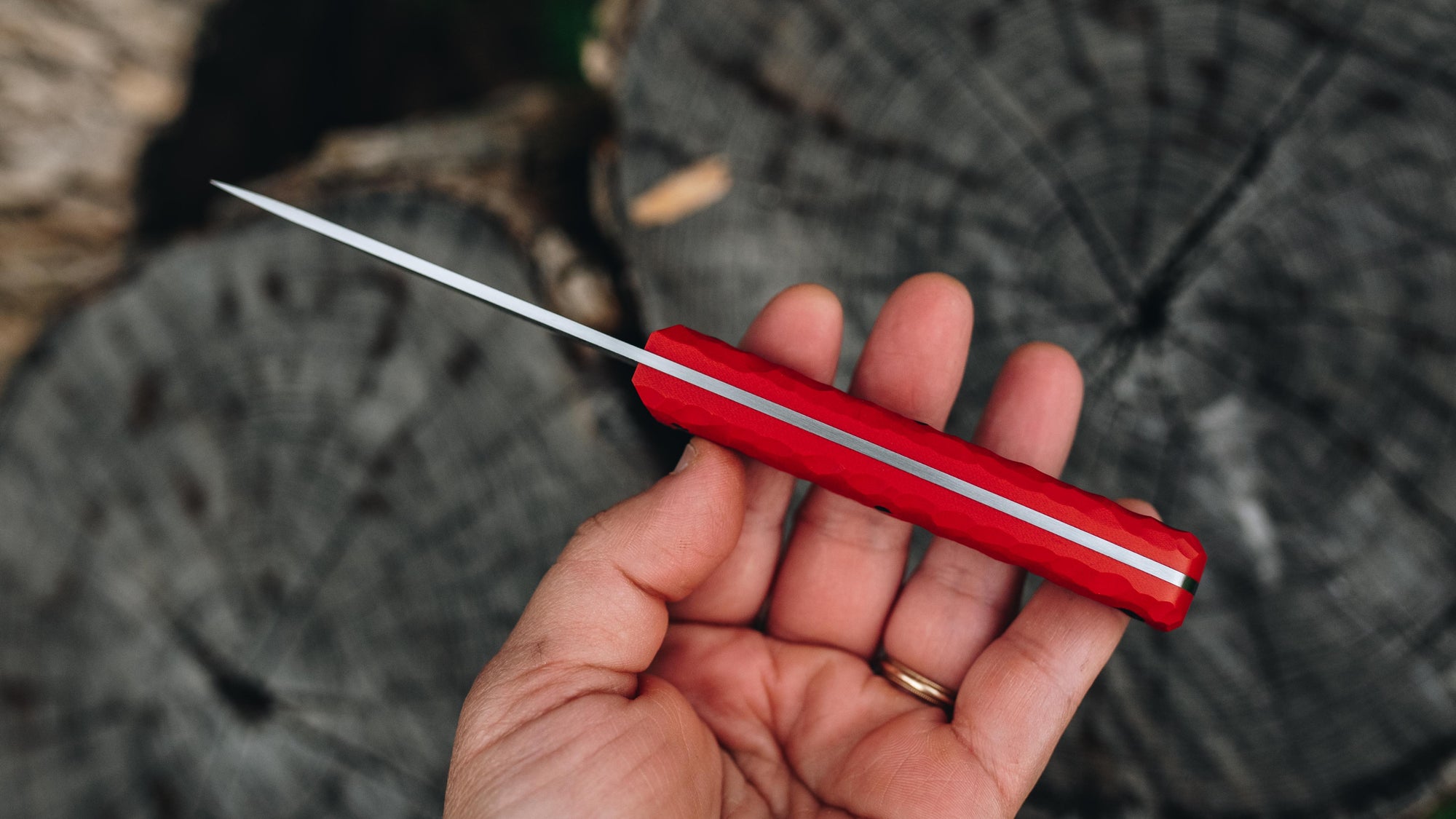 Quail - in textured red G-10 - (CPM 3V)