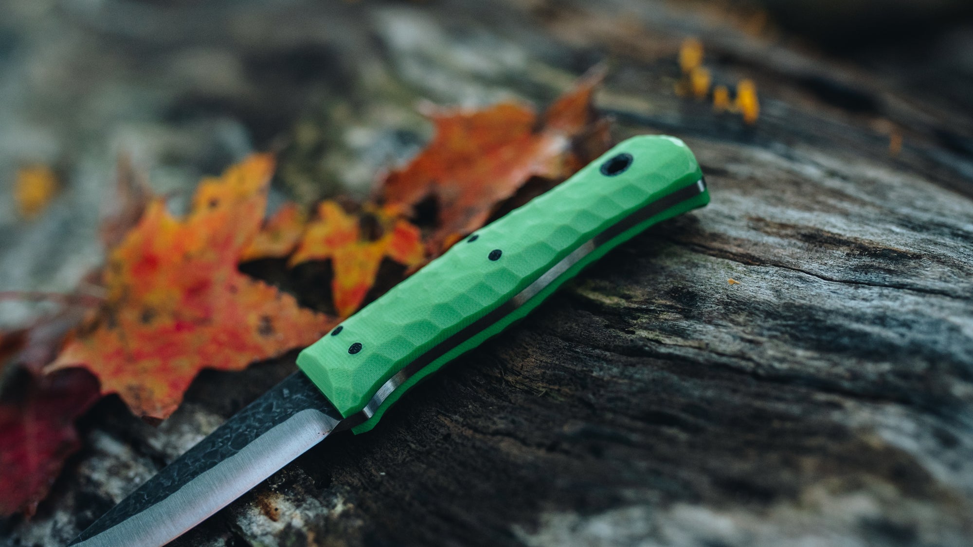 Traveler - in textured lime green G-10 - (Procut)
