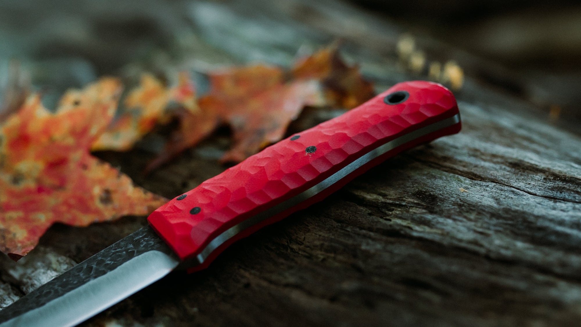 Traveler - in textured cherry red G-10 - (Procut)