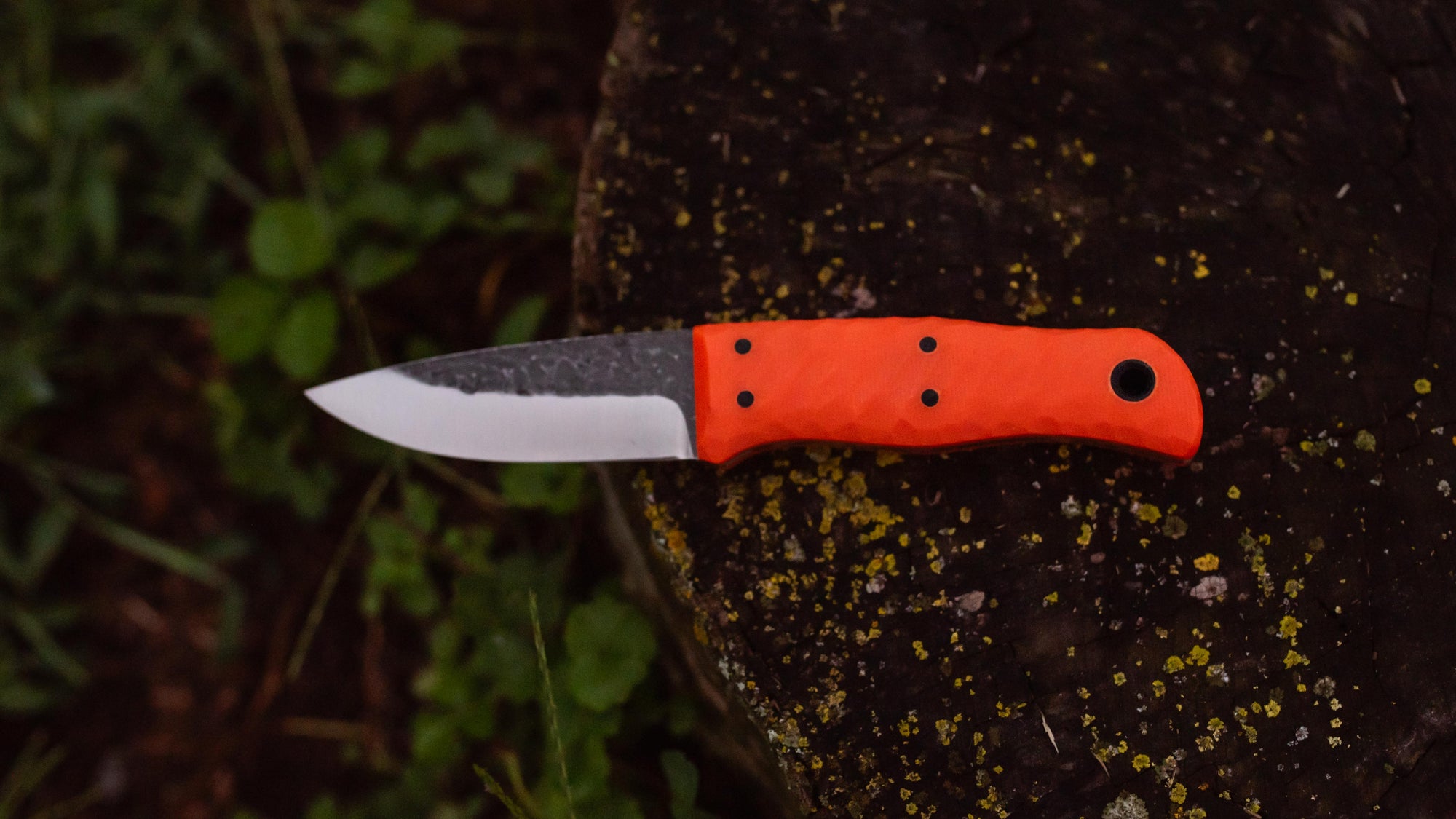 Traveler - in textured orange G-10 - (Procut)