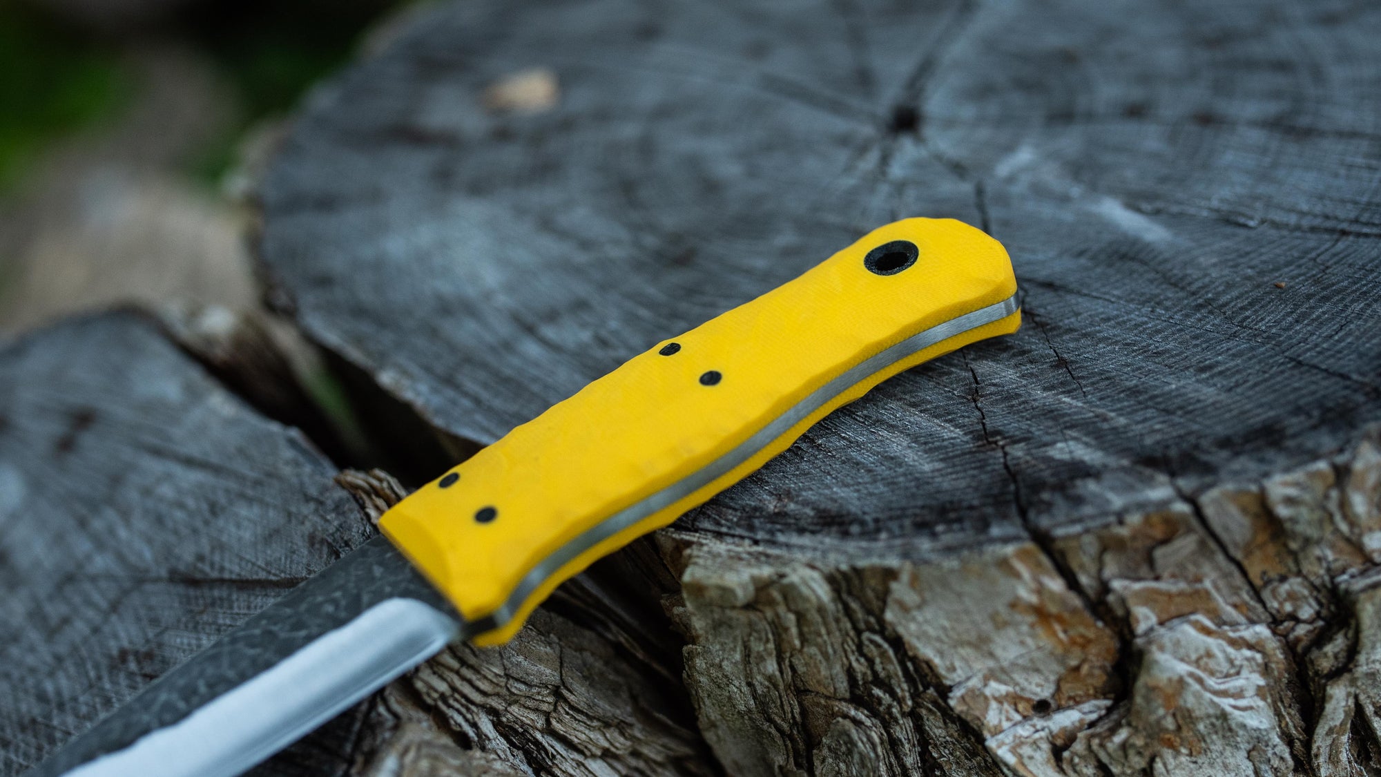 Traveler - in textured yellow G-10 - (Procut)